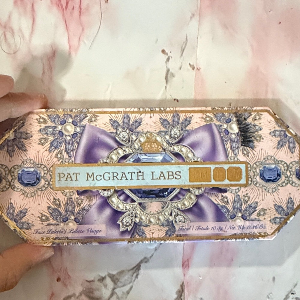 Pat McGrath Lavender and Gold Face Palette - Picture 1 of 3